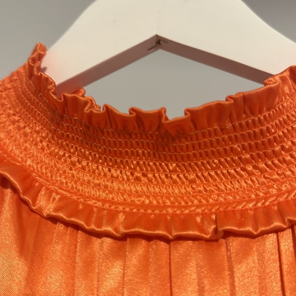 Dress - Picture 5 of 7